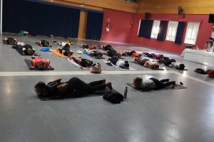Clase yoga solidaria 2022 CSD Vistazul Dos Hermanas 07